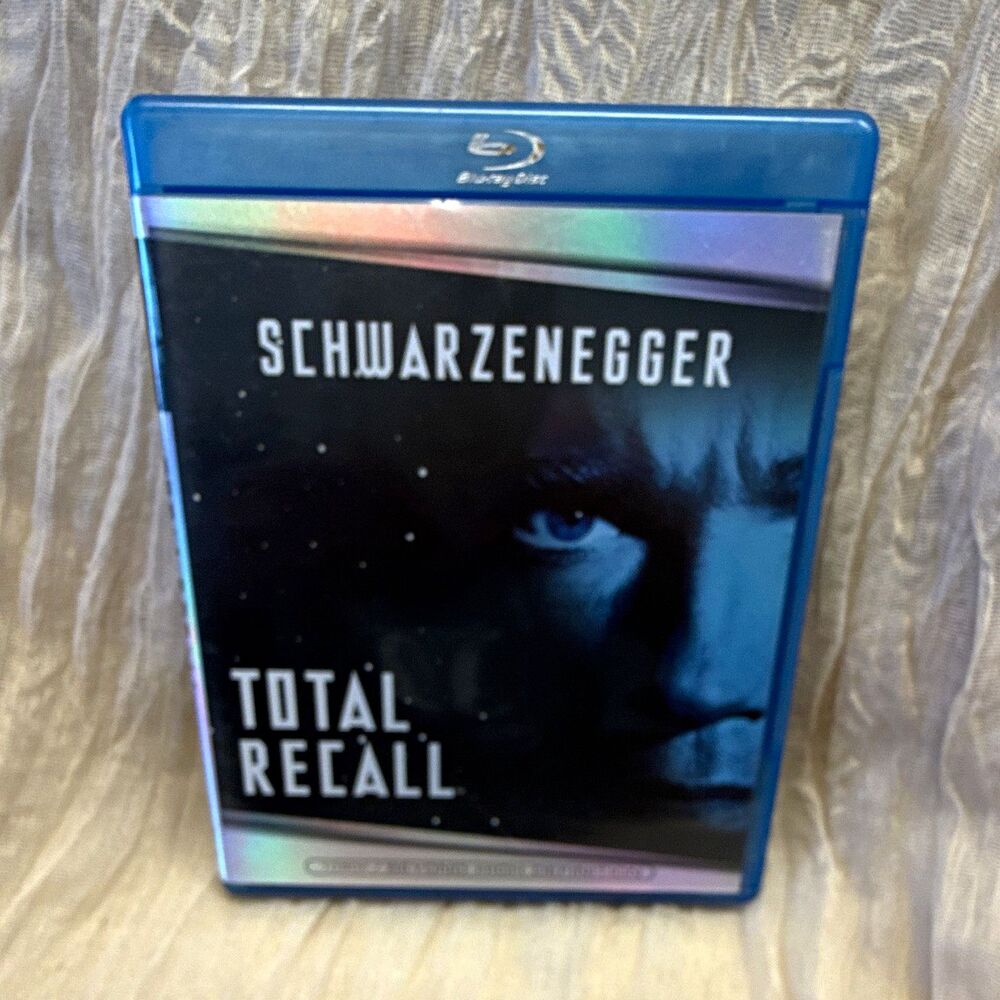 Lionsgate Total Recall Blu-ray R English Schwarzenegger 1990 113m WS Subs